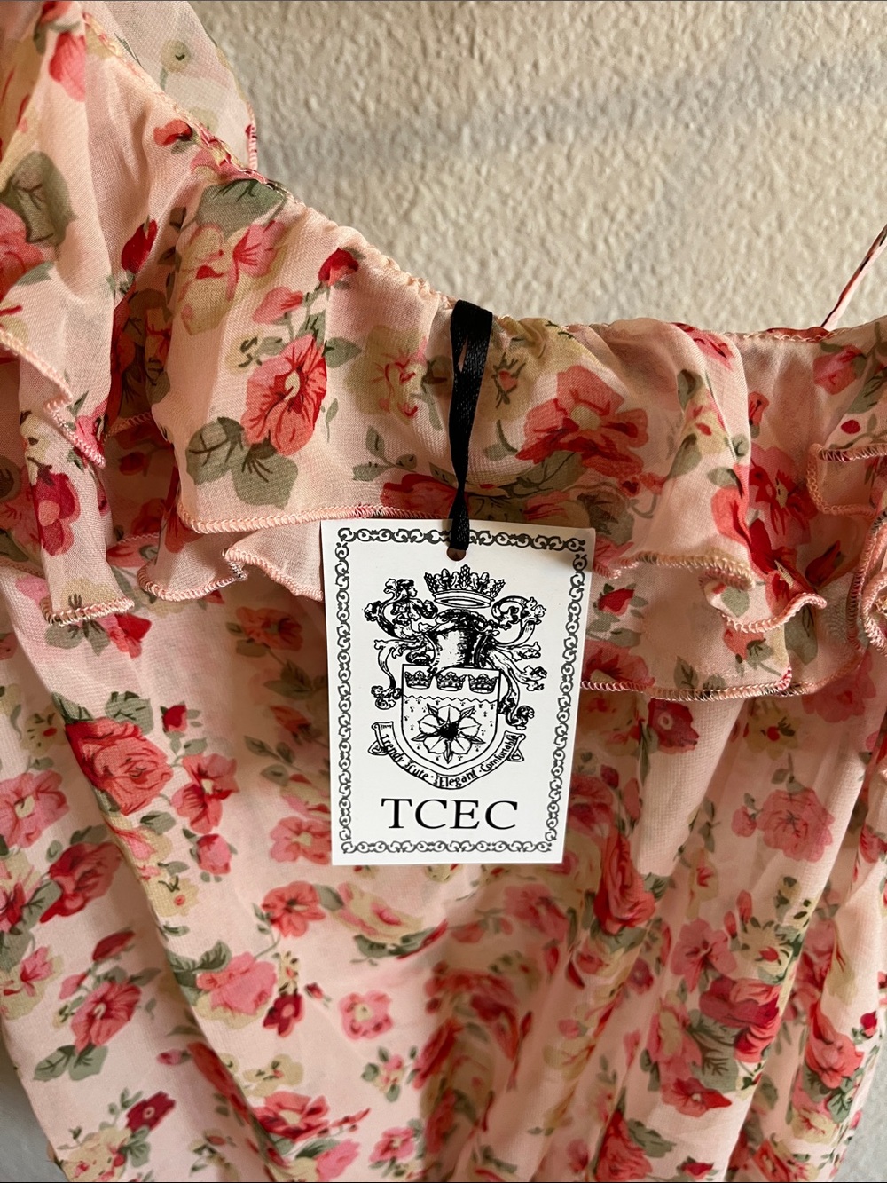 NWT TCEC Floral One-Shoulder Ruffle blouse - Picture 5 of 11